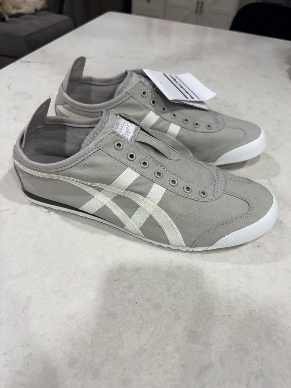 Onitsuka Tiger by Asics Mexico 66 Slip-On Sneakers - Light Gray / White unisex